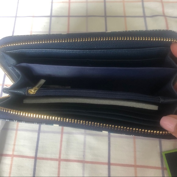 NWT C. Wonder Zip Around Wristlet Wallet - Picture 6 of 7